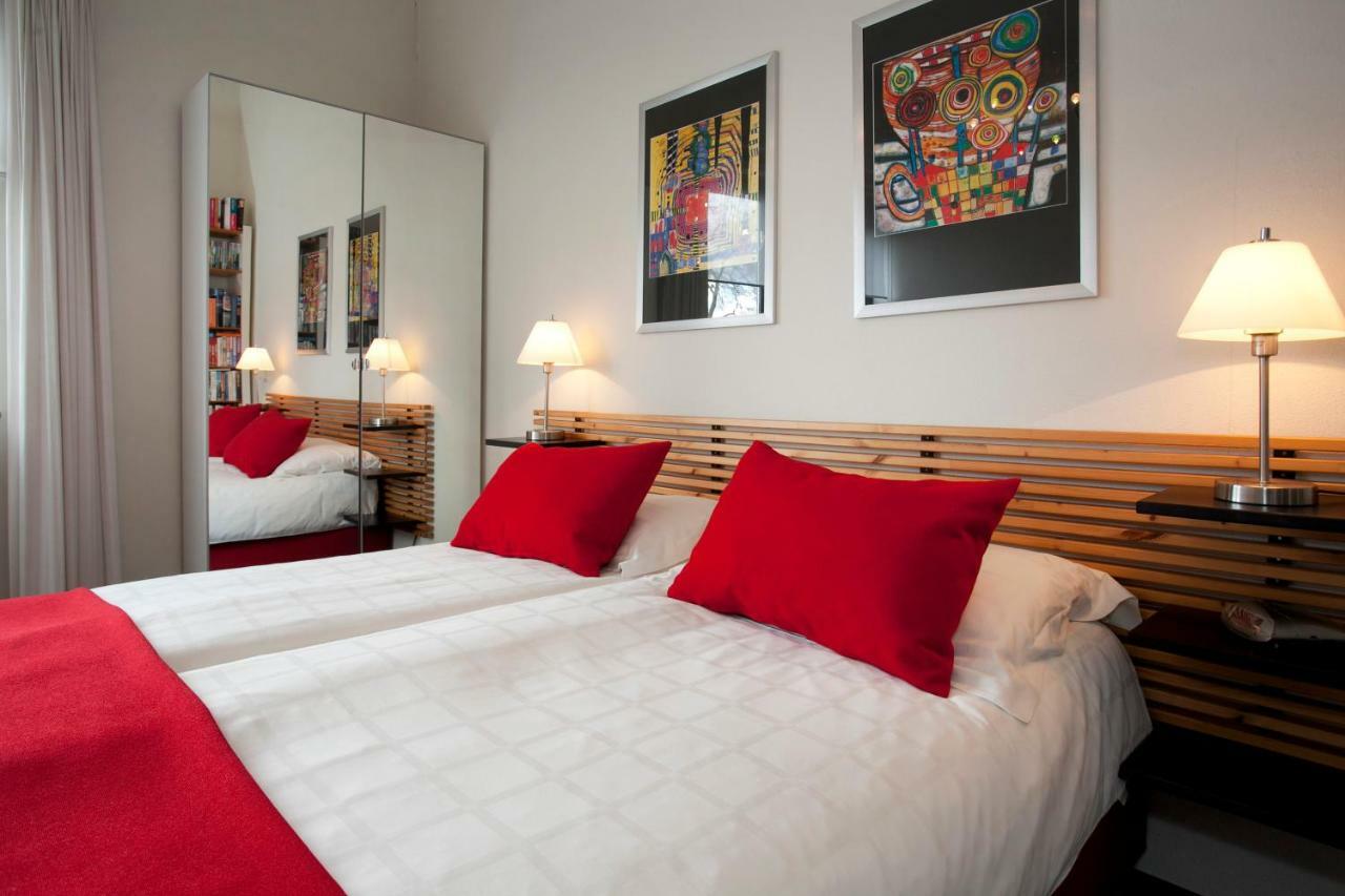 Bed And Breakfast Holter Enschede Bagian luar foto