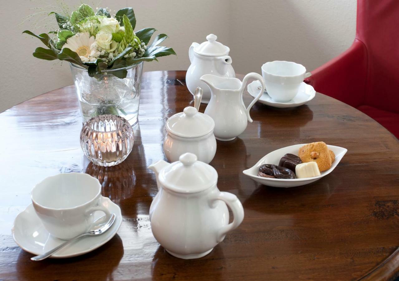 Bed And Breakfast Holter Enschede Bagian luar foto