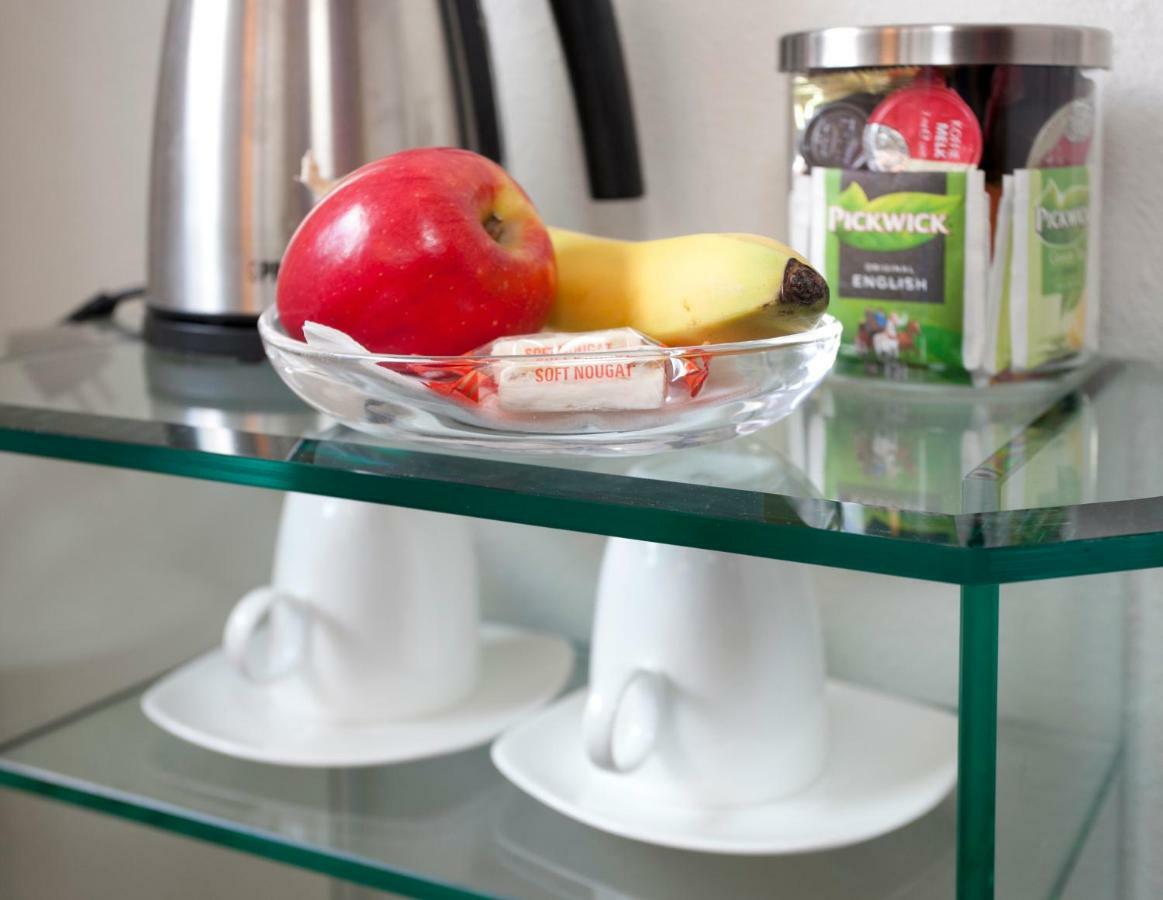 Bed And Breakfast Holter Enschede Bagian luar foto