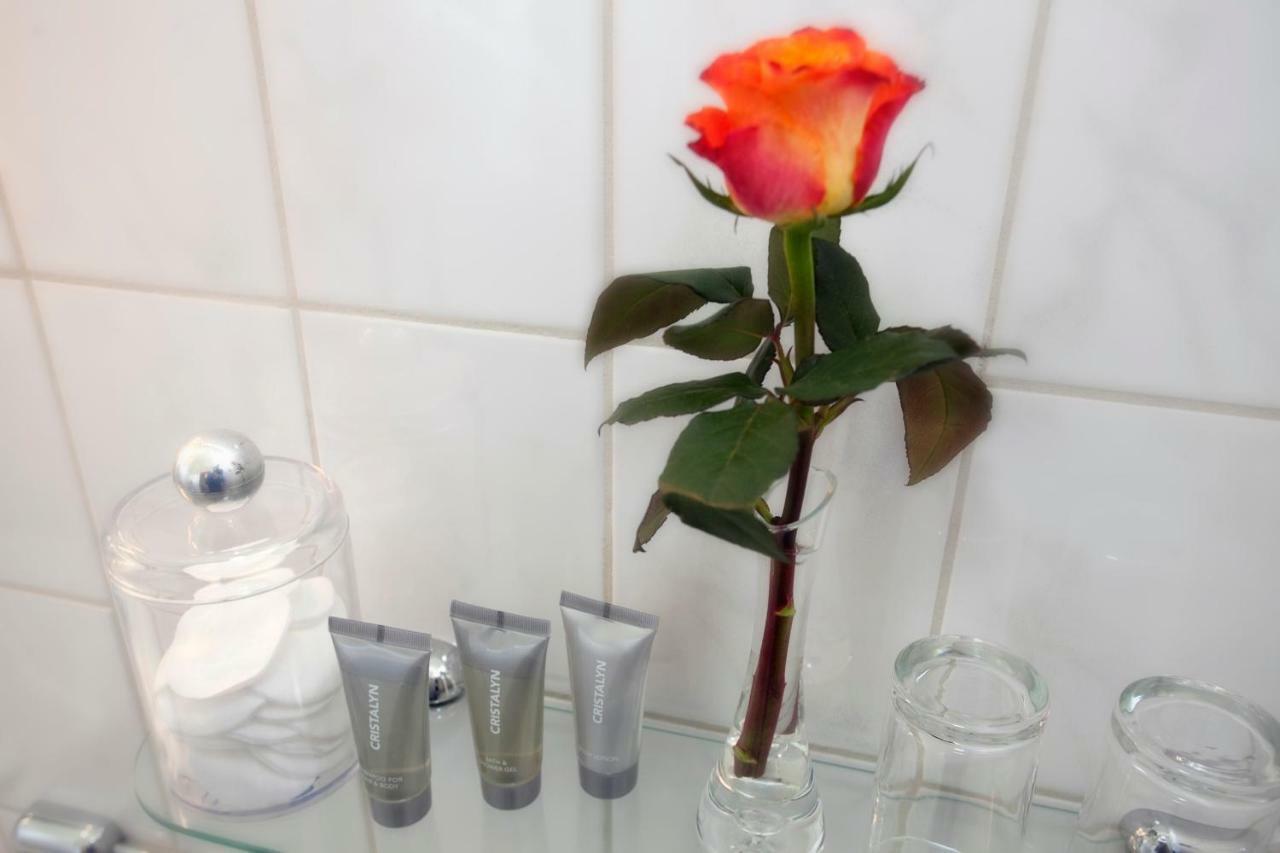 Bed And Breakfast Holter Enschede Bagian luar foto
